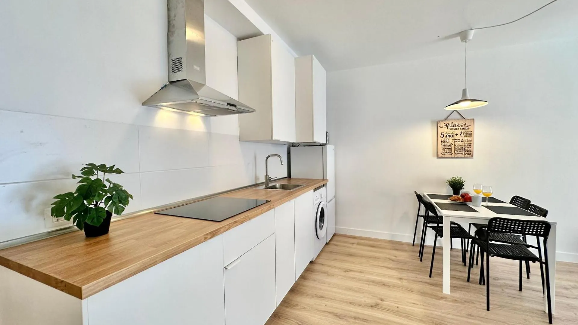 Sunny Seas Hideaway Apartment 阿布里斯